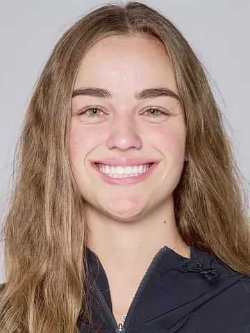 Amanda Thiele headshot