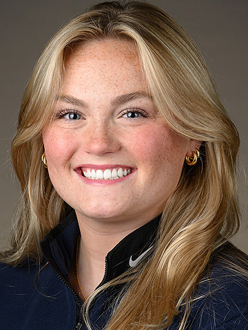 Lyndie Lobdell headshot