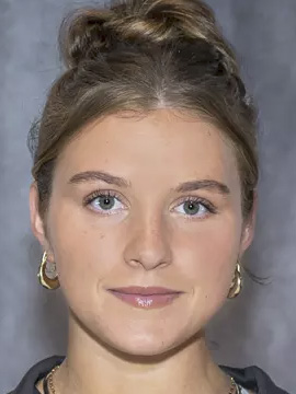 Sarah Rourke headshot