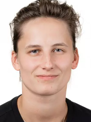 Kristýna Kaltounkova headshot