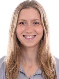 Sophie Robinson headshot