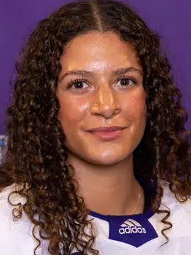 Josie Mendeszoon headshot Josie Mendeszoon headshot