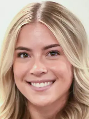 Emma Hebert headshot