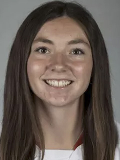 Sarah Wozniewicz headshot