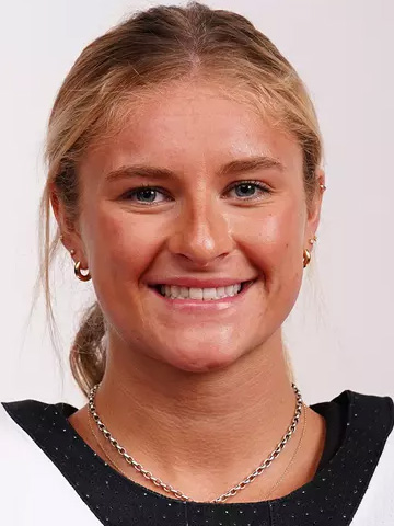 Ellie Bayard headshot Ellie Bayard headshot