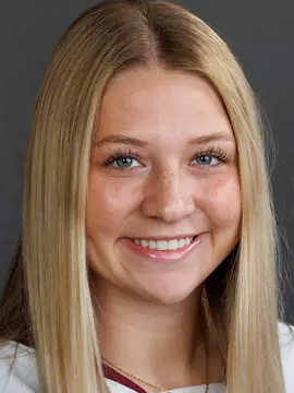 Danielle Burgen headshot