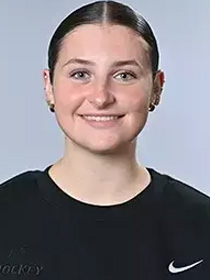 Alyson Hush headshot