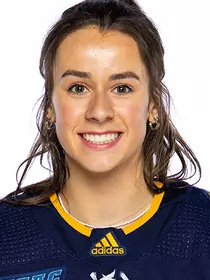 Zoe Uens headshot Zoe Uens headshot