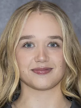 Lisa Schröfl headshot Lisa Schröfl headshot