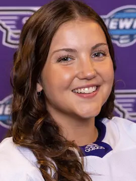 Hannah Squires headshot Hannah Squires headshot