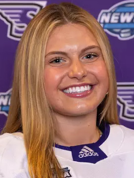 Brianna Walkom headshot Brianna Walkom headshot