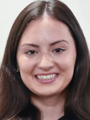 Emma Fulawka headshot