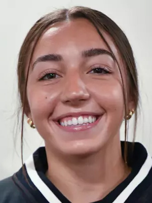 Maddie Leaney headshot