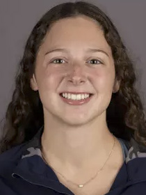 Brenna Young headshot