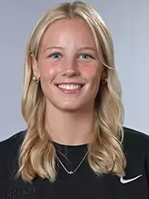 Lucie Legro headshot