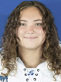 Molly Walsh headshot