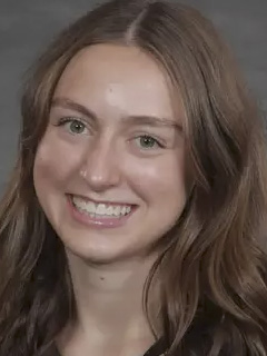 Lauren Zawoyski headshot