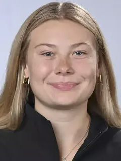 Amanda Aslan headshot