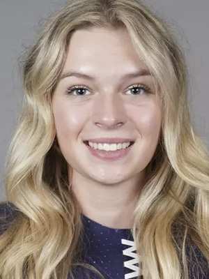 Carly Sardine headshot Carly Sardine headshot