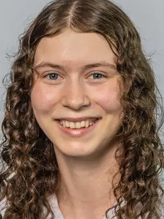 Alexia Côté headshot