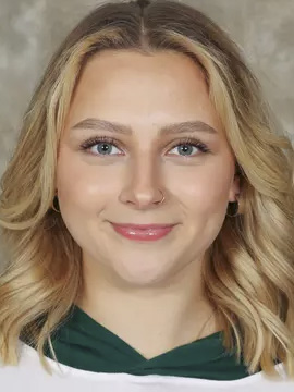 Julia Zielinska headshot