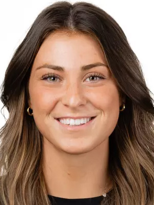 Alexia Aubin headshot