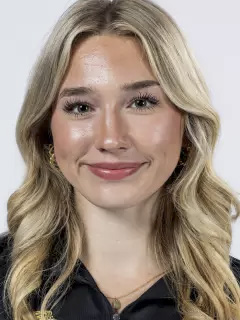 Hannah Dods headshot