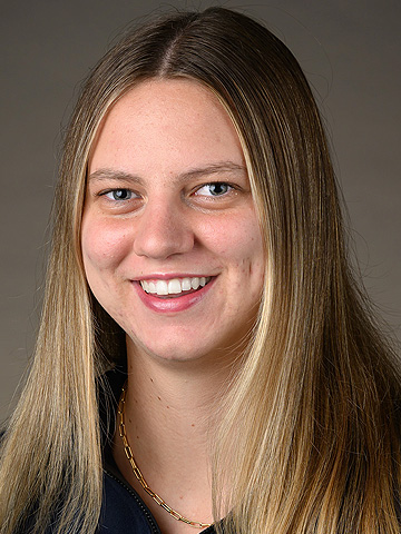 Taya MacDonald headshot