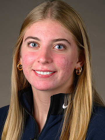 Grace Tullock headshot