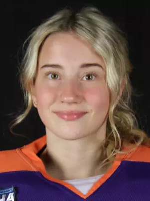 Devyn Amundson headshot Devyn Amundson headshot