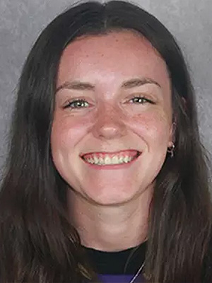 Anna Nelson headshot