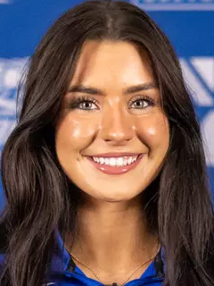 Avalyn Mikkelson headshot