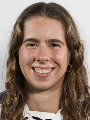 Sophia Levering headshot