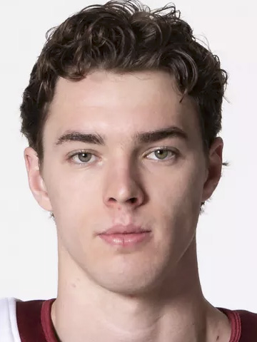 Aidan Hreschuk headshot