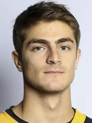 Oliver Bezick headshot