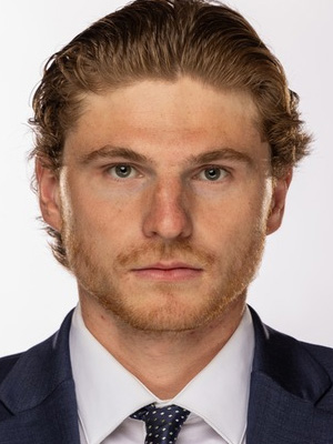 Zach Faremouth headshot