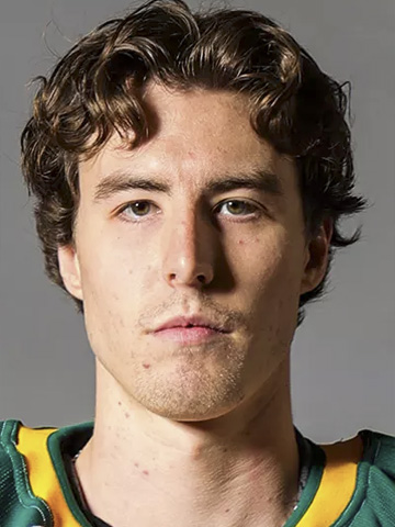 Tanner Edwards headshot