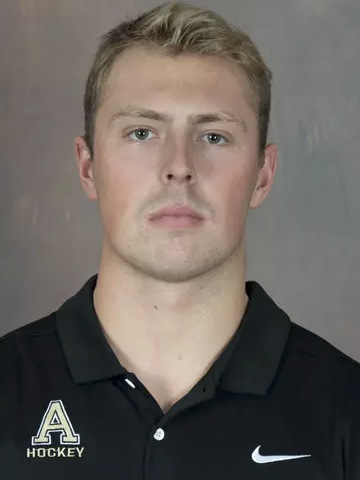 Stephen Willey headshot