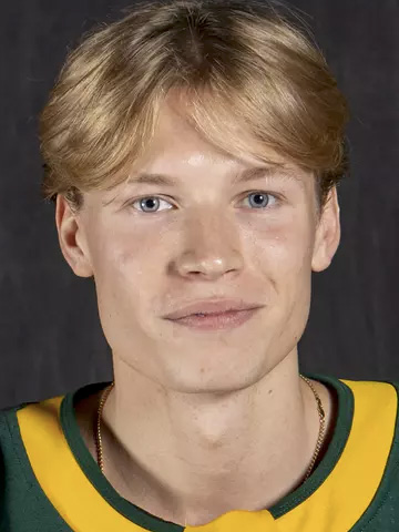 Isak Walther headshot