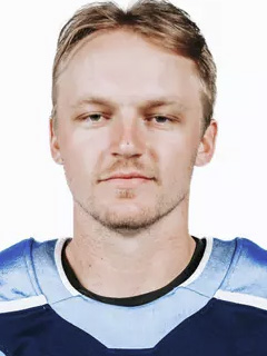 Brandon Holt headshot