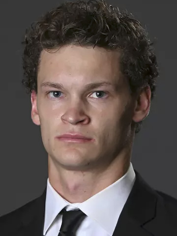 Bennett Zmolek headshot