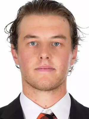 Noah de la Durantaye headshot