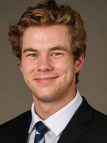 Carson Dyck headshot