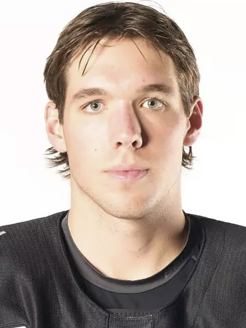 Taige Harding headshot