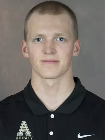 Dylan Wegner headshot