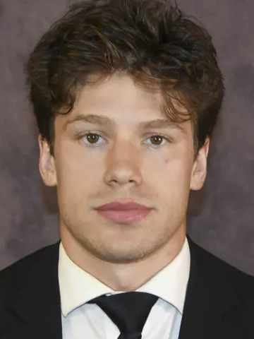 Josh Zinger headshot