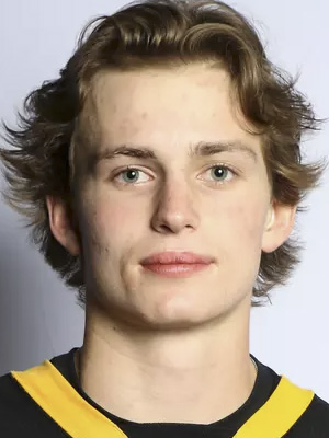 Tyler Miller headshot