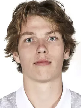 Ty Henricks headshot