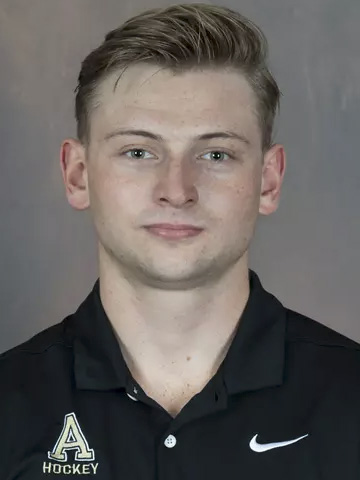 Nik Hong headshot Nik Hong headshot