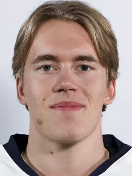 Iisai Pesonen headshot